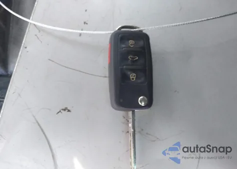 2010 Volkswagen Tiguan Sel из США, поврежденный, VIN WVGAV7AX7AW537422